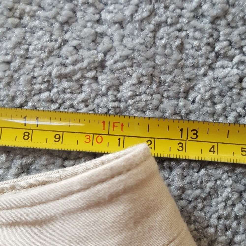 3/$15 White House Black Market Pleated Skirt Sz 4 - Picture 3 of 6